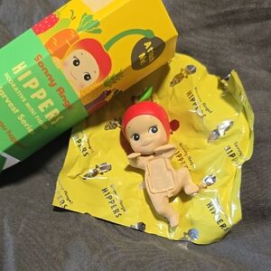 Sonny Angel Apple Hipper Authentic